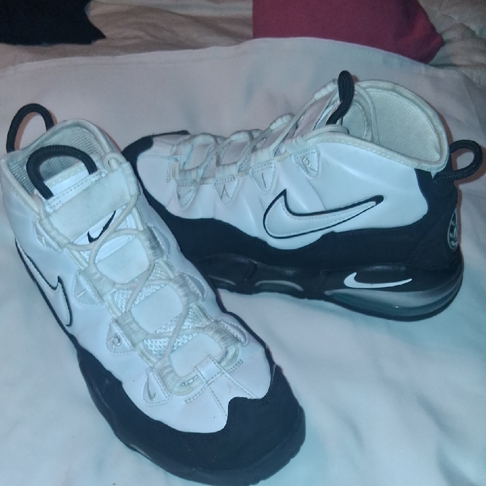 Nike Pro Max Black and White Athletic Shoes
